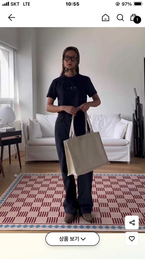 이로 기획전 반팔 샀는데 어떤가요?