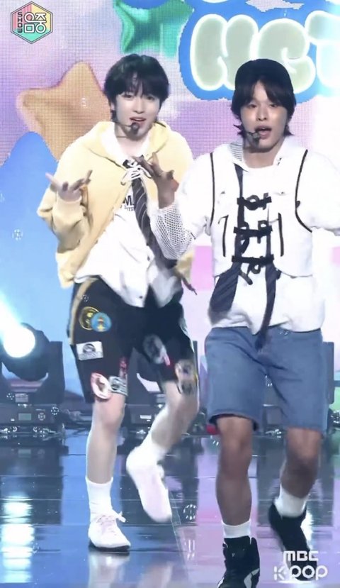 엔위시 얘 피부색 왜 이래?