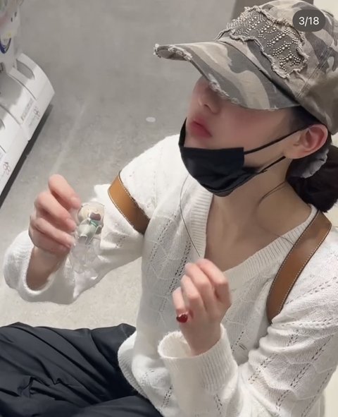 장원영 인스타 개귀엽네