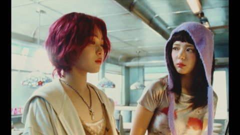 아 있지 류진 머리 단발로 온거 ... 미치겠어