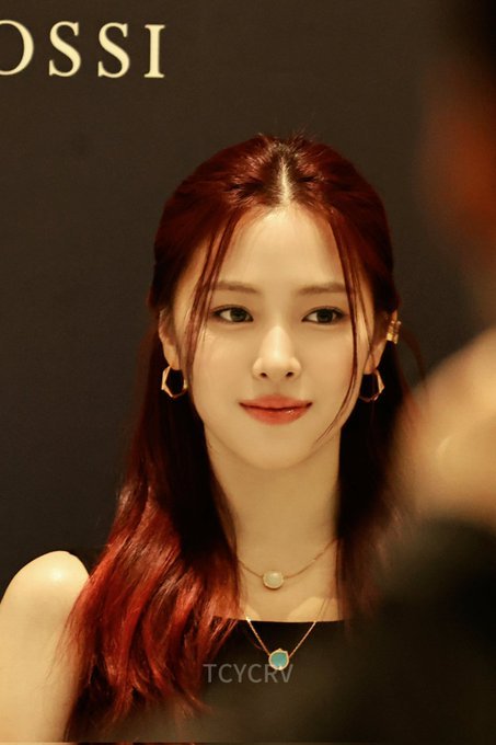 오늘자 있지 류진 'REPOSSI' 포토콜