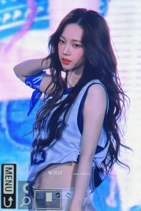 홍익대 카리나 예쁘다