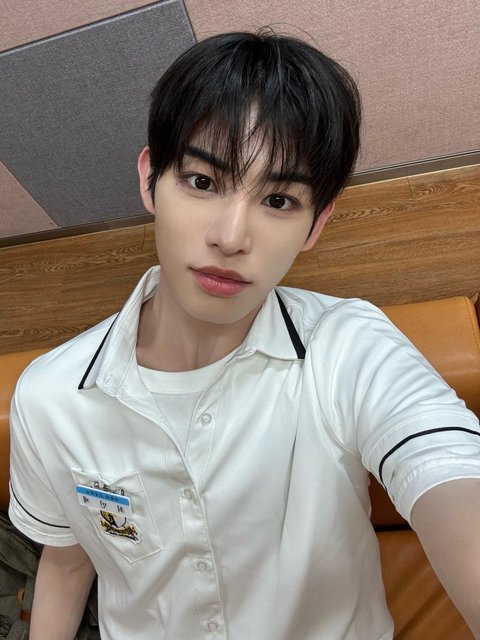 킥플립 민제 아는 사람있어?