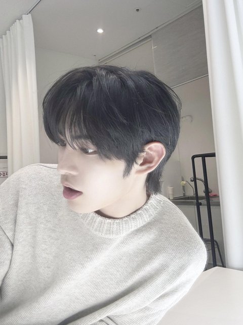 킥플립 민제 아는 사람있어?