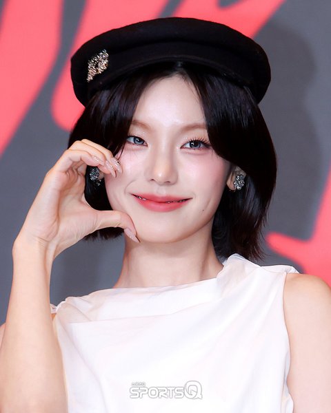 예지 기사사진 ㅈㄴ이쁘네