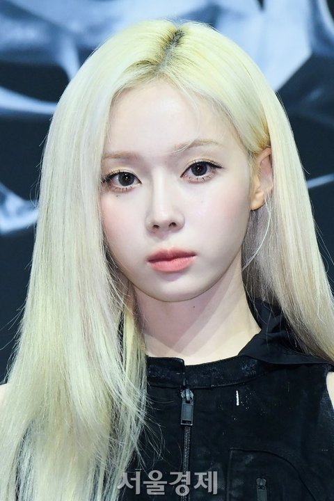 윈터 실물 이중에서 뭐가 제일 가까워?