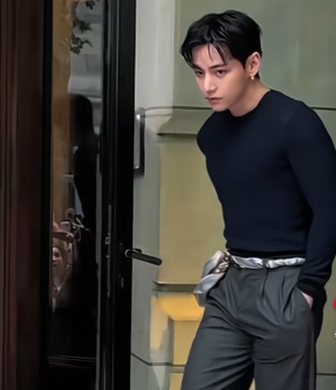 뷔 이사진 충격적이다