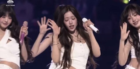 아이브 케이콘 무대 봄?ㅋㅋㅋㄱ