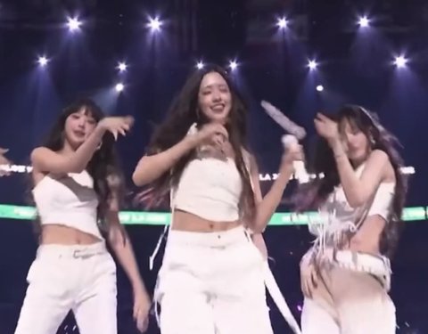 아이브 케이콘 무대 봄?ㅋㅋㅋㄱ