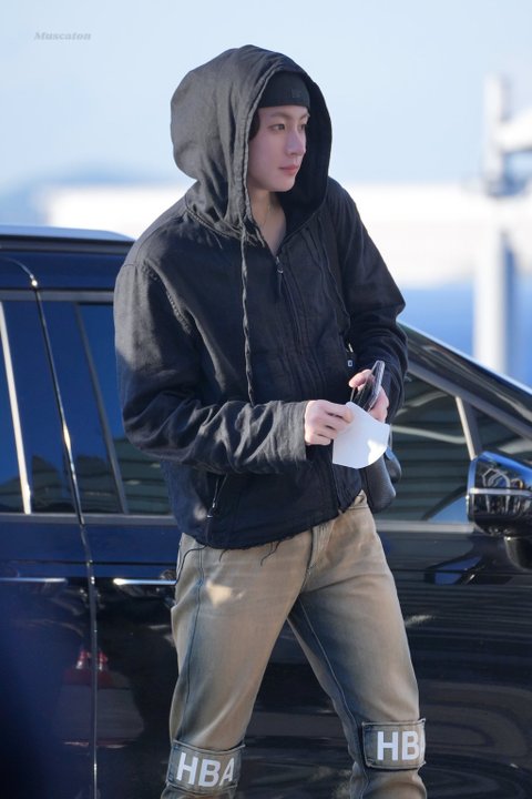 코르티스에 마틴 주훈 라이즈 앤톤 닮았네