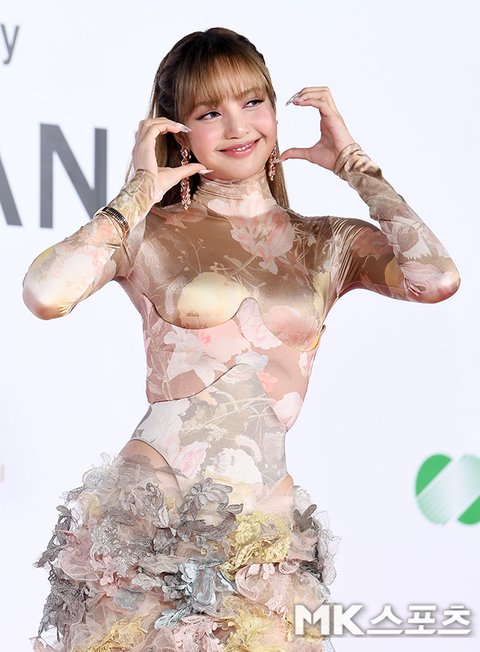 오늘자 부산 국제영화제 레드카펫 모음