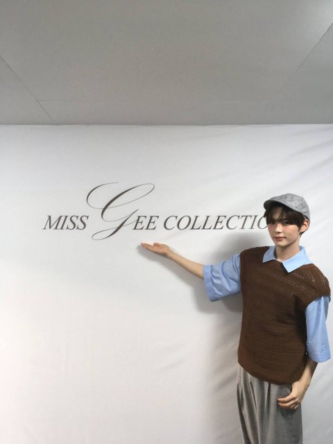 미스지컬렉션 26ss 블루밍시즌 패션쇼 오프닝 성한빈