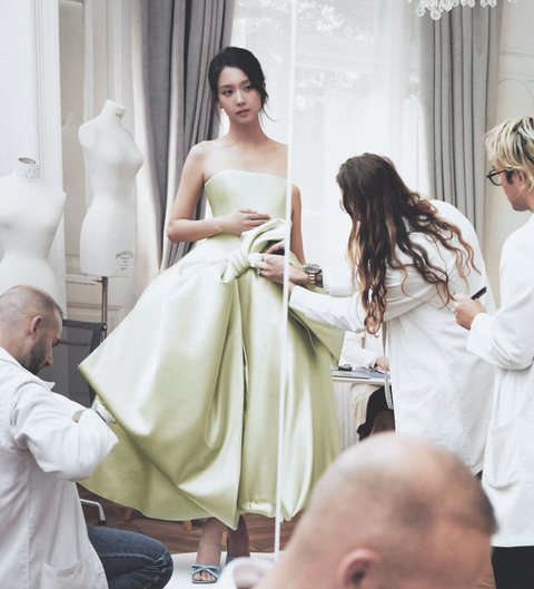 지수 디올 피팅영상 미쳤네