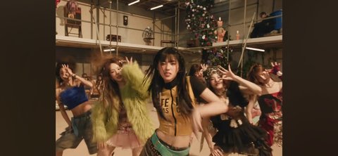 이즈나 신곡 맘마미아 어때?!!