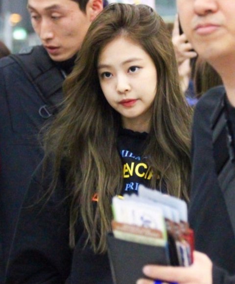 머리숱부자 여돌들 (안유진, 원희, 제니..)