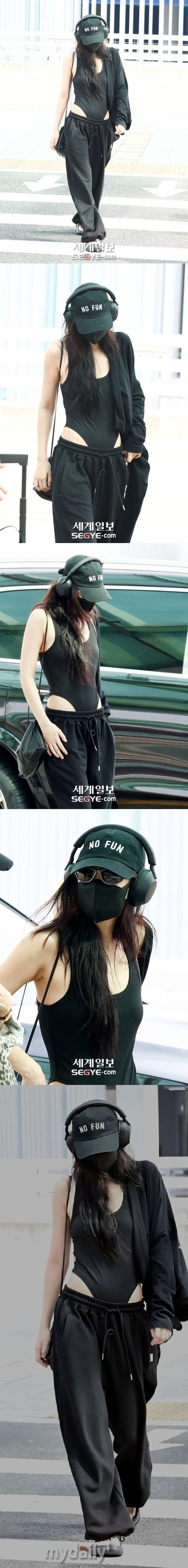 제니 공항때 입은 바디슈트 이쁘고 멋지다