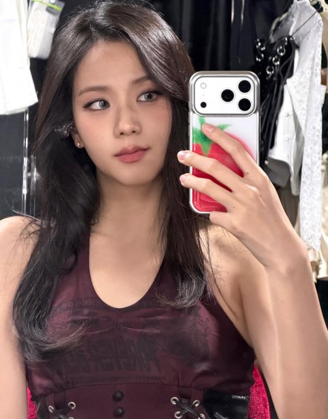 지수 컬러렌즈 미쳤다