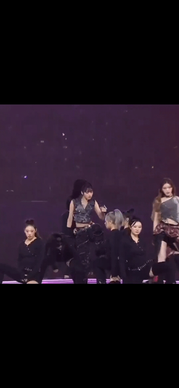 솔직히 가요대전 이즈나 좀 쩔었다