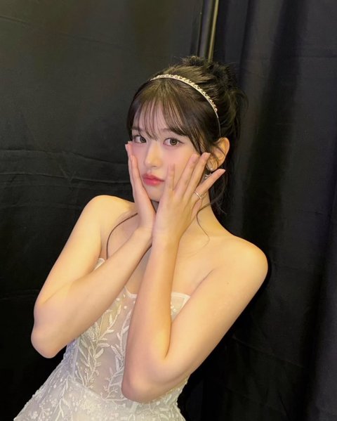 안유진은 4년째 연말mc하면서