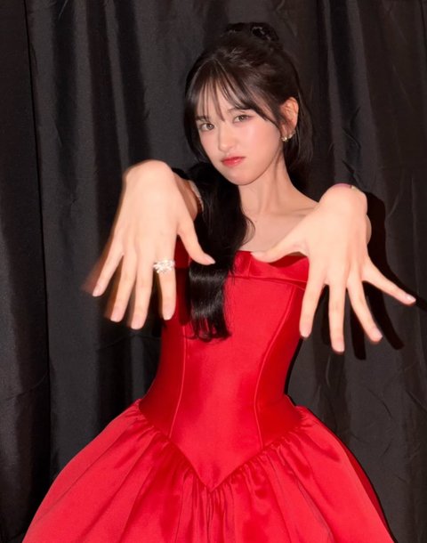 안유진은 4년째 연말mc하면서