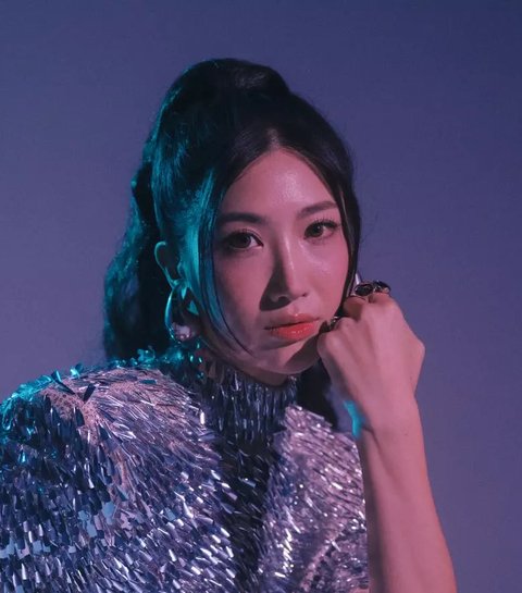 진짜 같은 한복 스타일인데 왜 혼자만