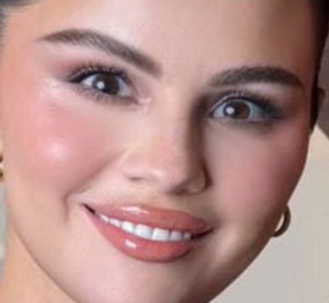 셀레나 고메즈 클론루머