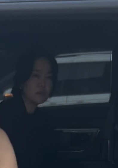 손예진 옆에 싸가지 누구냐