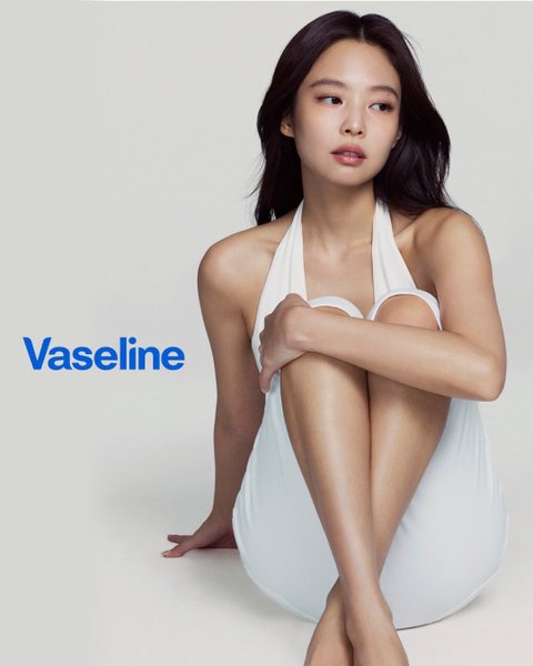 150년만에 바셀린 첫 엠버서더 제니