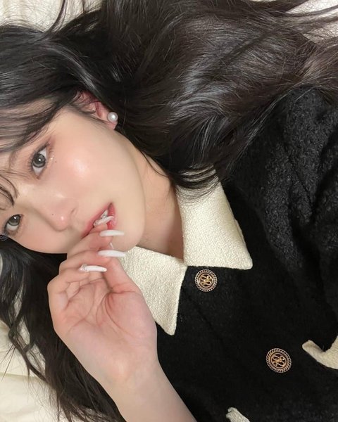 프로미스나인 백지헌 인스타