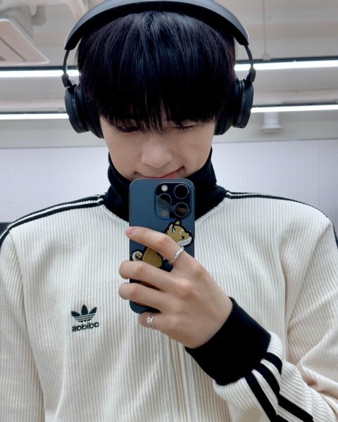 성한빈 올린 사진 이제야 봤어