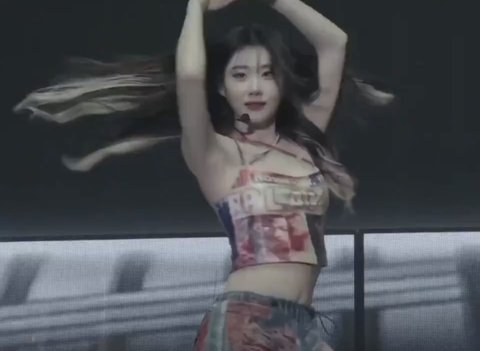 있지 채령 앞머리 미쳤네