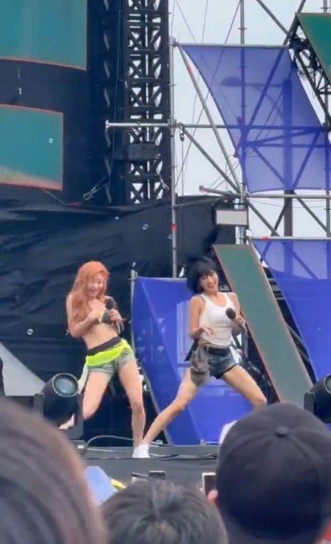 키오프 워터밤 서울 의상