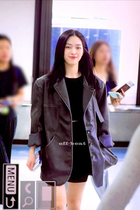 있지 류진 오늘 출국사진 봐