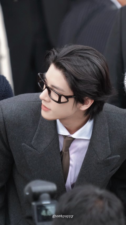 프라다 엔하이픈 제이크가 ㄹㅈㄷ임