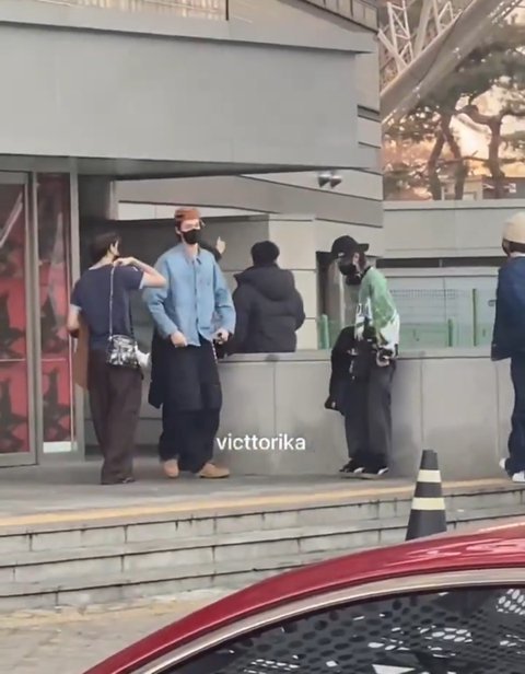 빅히트/하이브 연생 갈색 모자 키 ㅈㄴ 크네