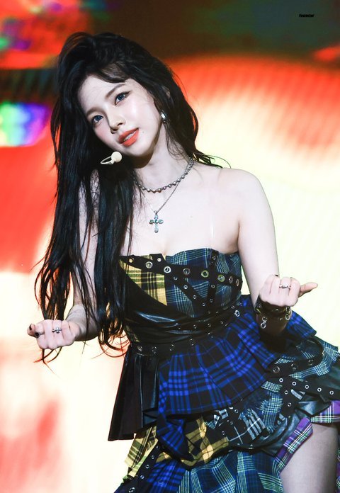 카리나 이날 ㅈㄴ 이쁨