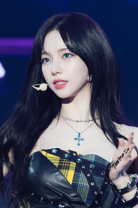 카리나 이날 ㅈㄴ 이쁨