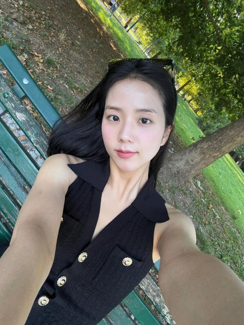 와 블핑 지수 밀란 사진봐