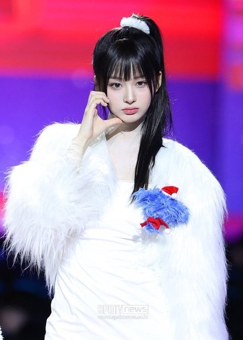 설윤은 퍼스널컬러 뭐임?