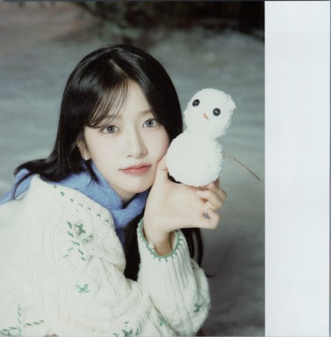 안유진 이번컴백사진 이쁘다