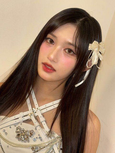 이서 깔끔한 화장 보고싶음