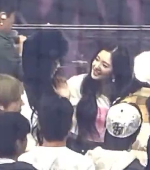 아이린 에스파한테 친한척 해놓고