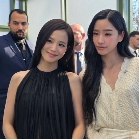 지수 아직도 디올한테 특급 대우 받음