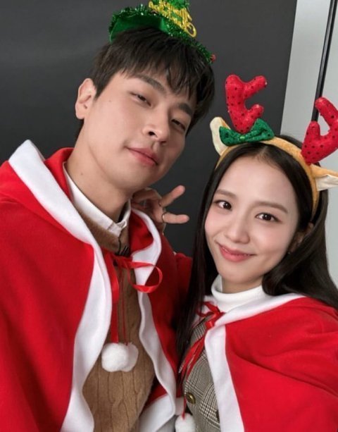 박정민이랑 지수 투샷 떴다