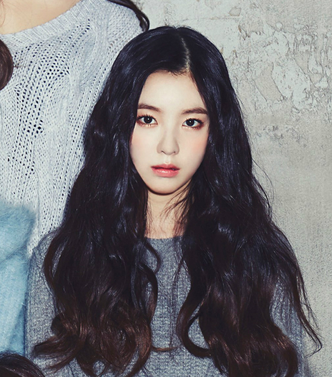 아이린은 데뷔초가 제일 예뻤었네