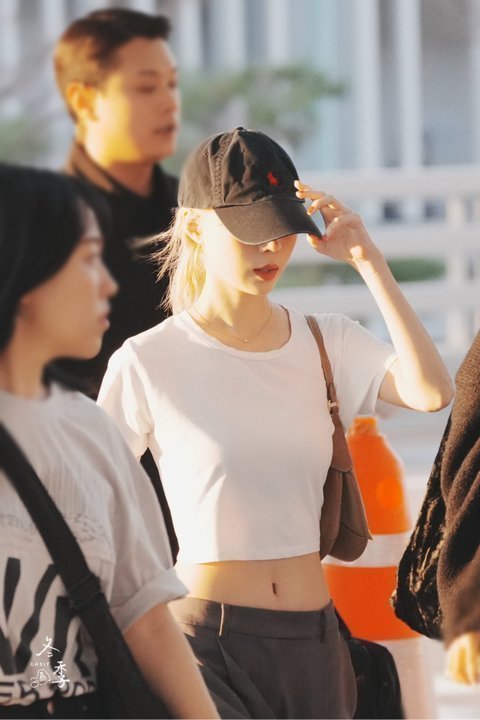 윈터 몸선 갠적으로 너무 취저임