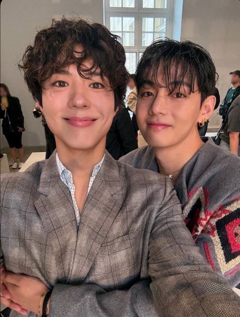 뷔 박보검 셀카 떴당