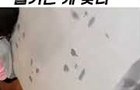 우리 아기 왜이러는걸까요?